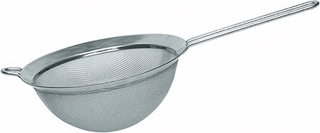 Küchensieb mit Rand